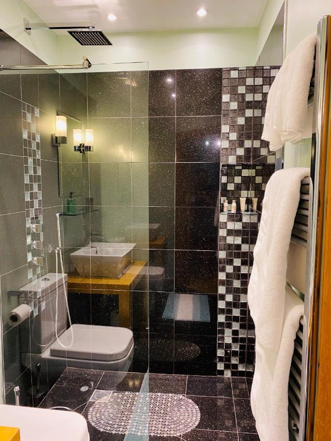 Millers House Boutique B&B เอมส์เวิร์ธ ภายนอก รูปภาพ