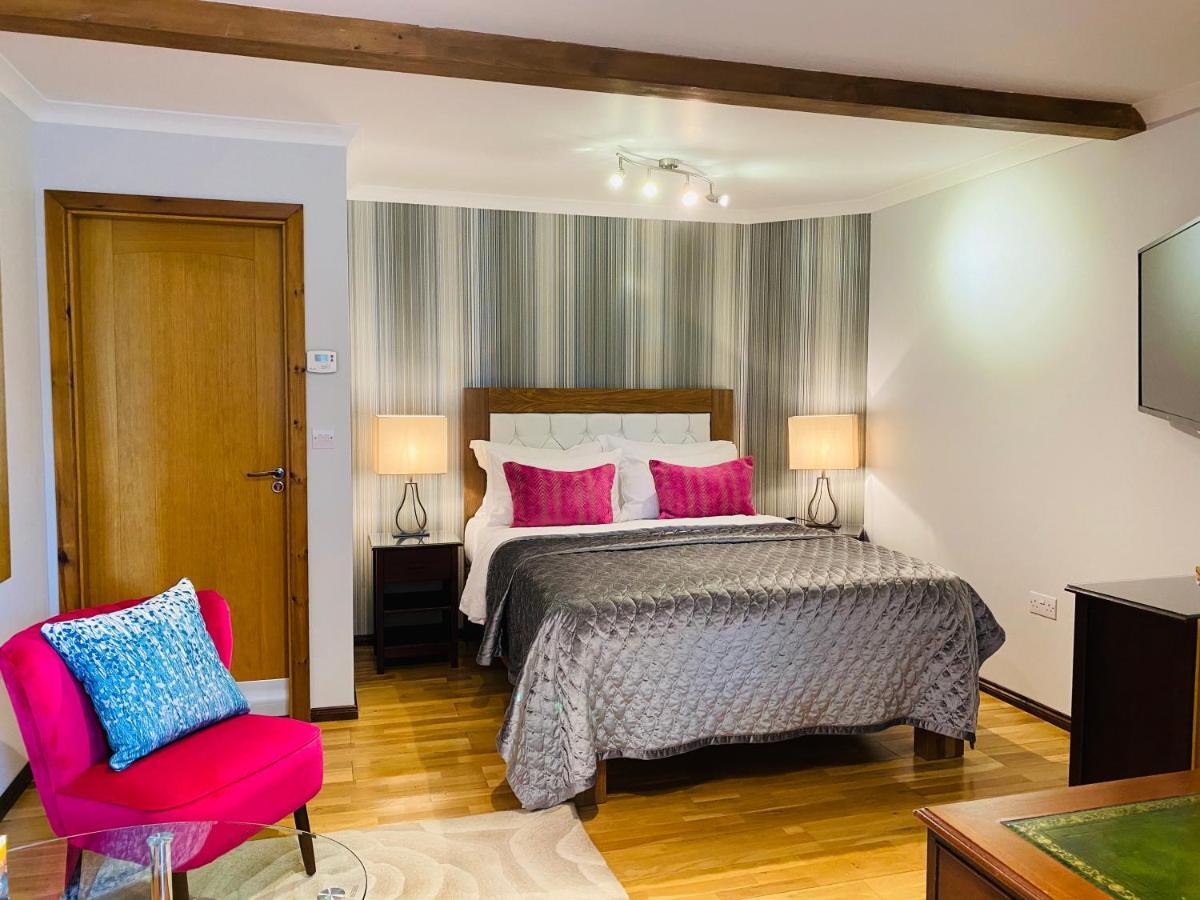 Millers House Boutique B&B เอมส์เวิร์ธ ภายนอก รูปภาพ