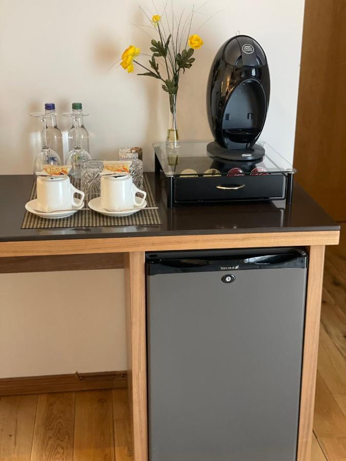 Millers House Boutique B&B เอมส์เวิร์ธ ภายนอก รูปภาพ