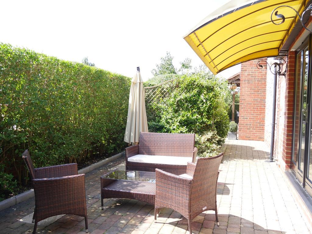 Millers House Boutique B&B เอมส์เวิร์ธ ภายนอก รูปภาพ